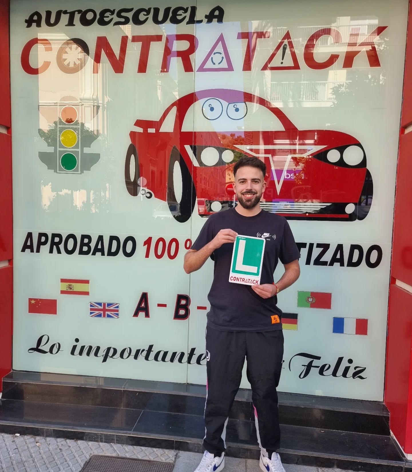 Autoescuela en Huelva - Alumnos aprobados