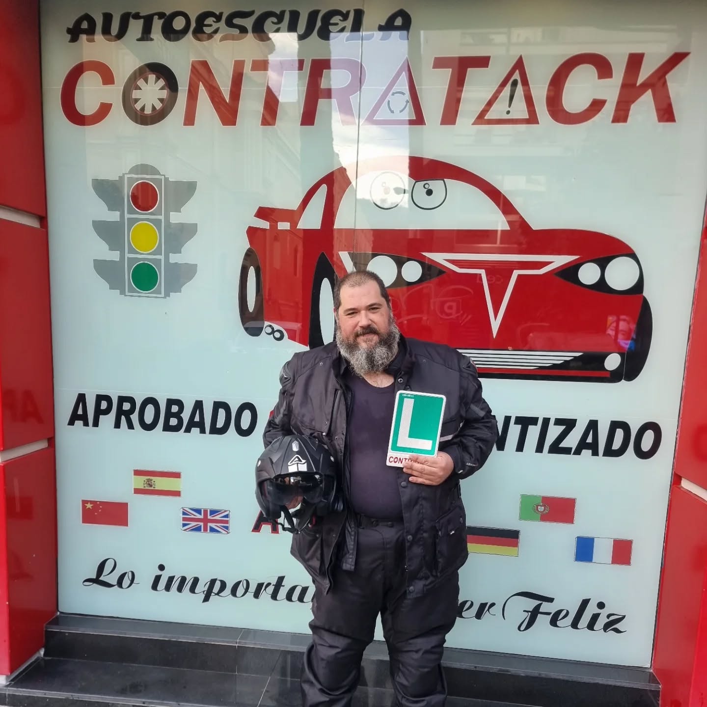 Autoescuela en Huelva - Alumnos aprobados