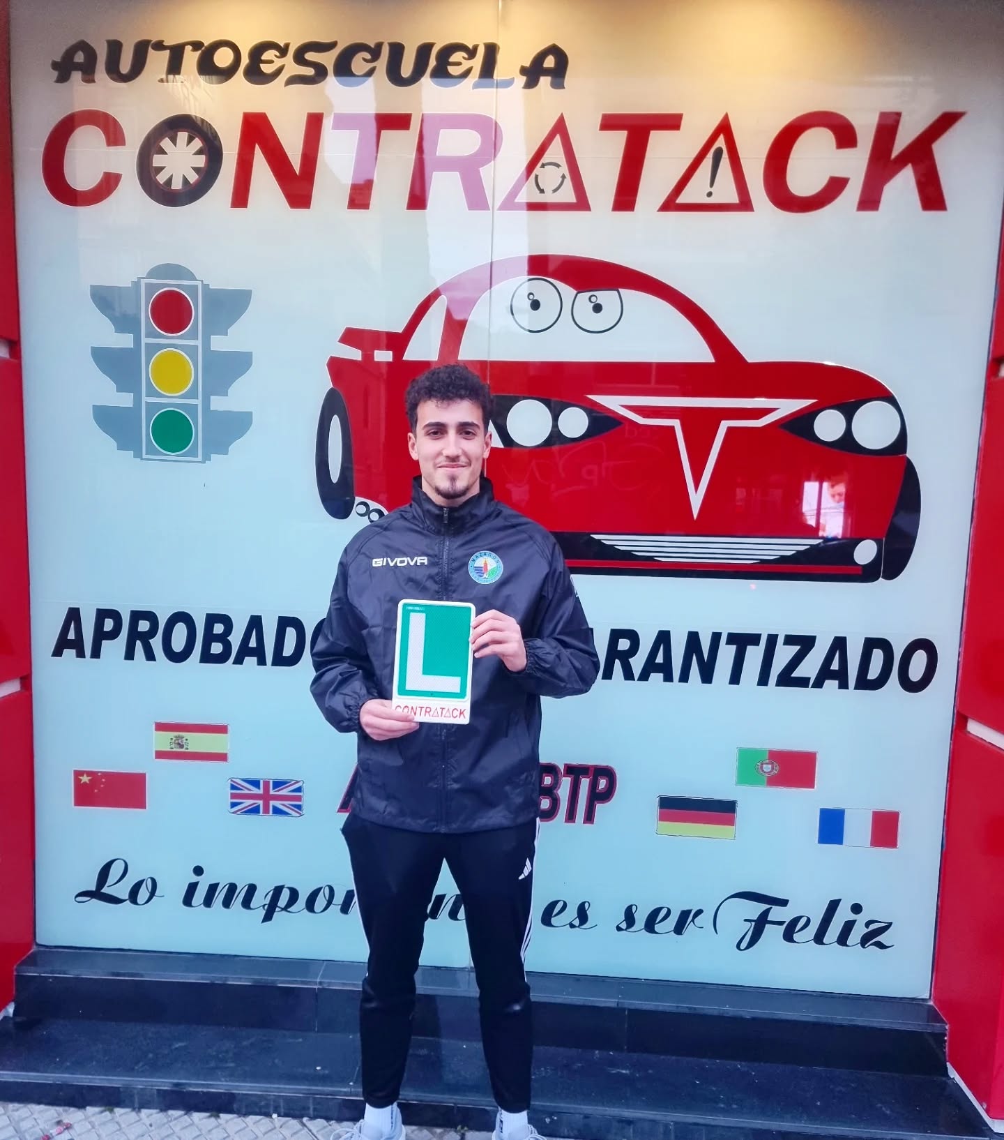 Autoescuela en Huelva - Alumnos aprobados