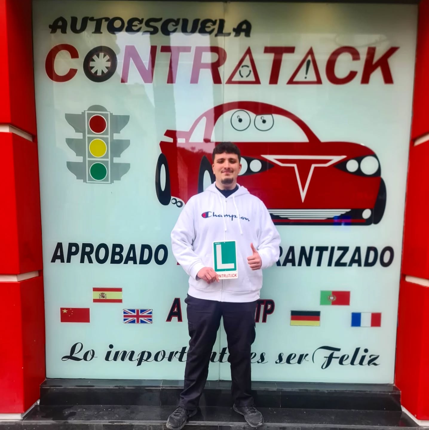 Autoescuela en Huelva - Alumnos aprobados