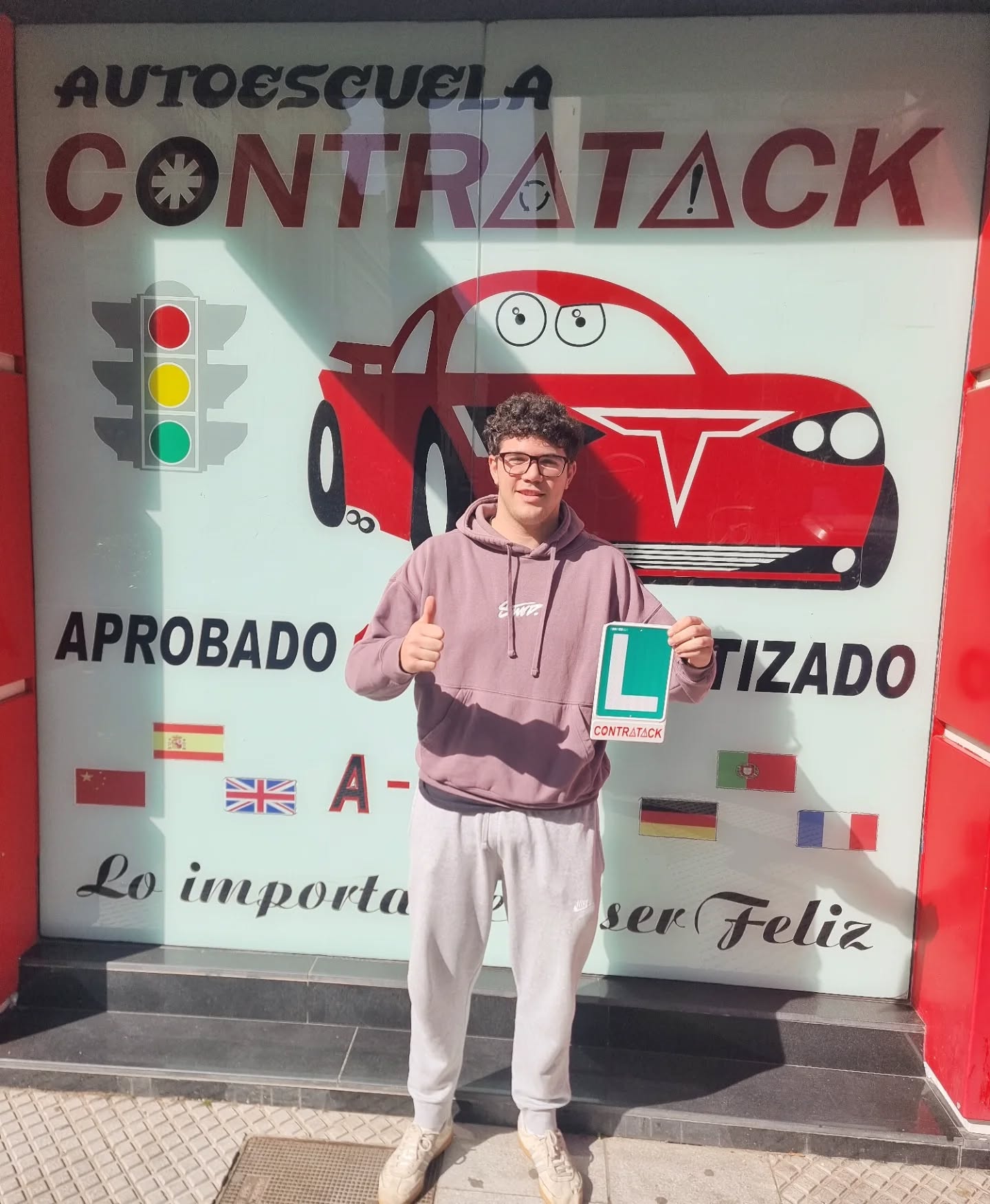 Autoescuela en Huelva - Alumnos aprobados