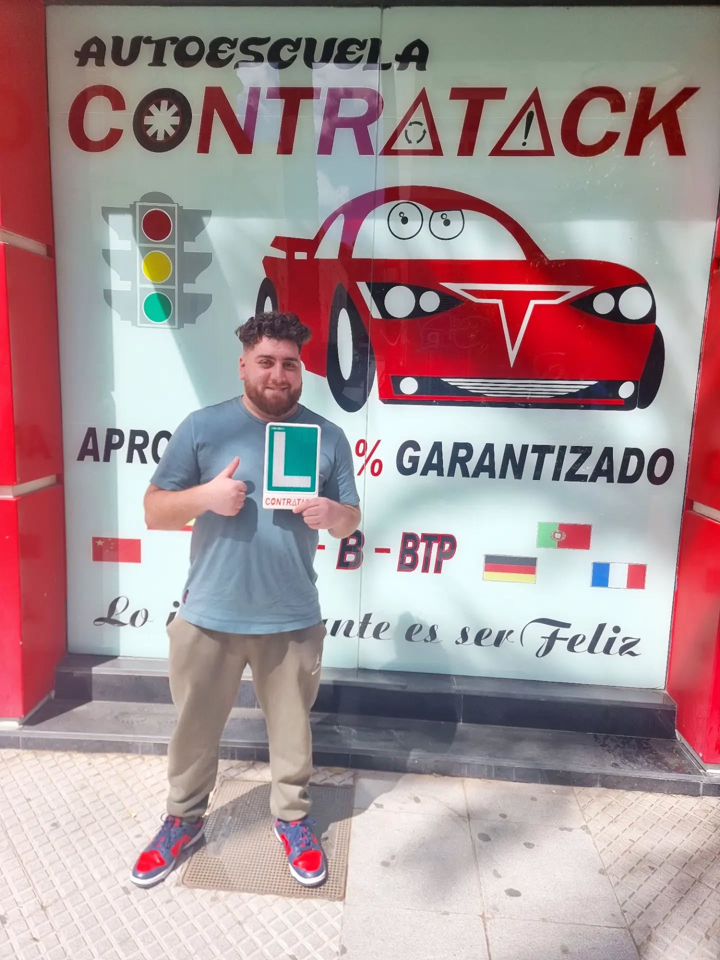 Autoescuela en Huelva - Alumnos aprobados